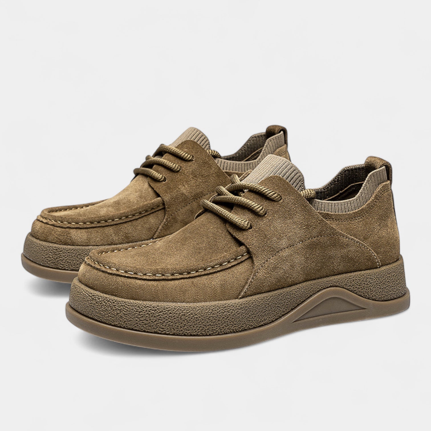 Baskets basses homme – Design moderne à bout large