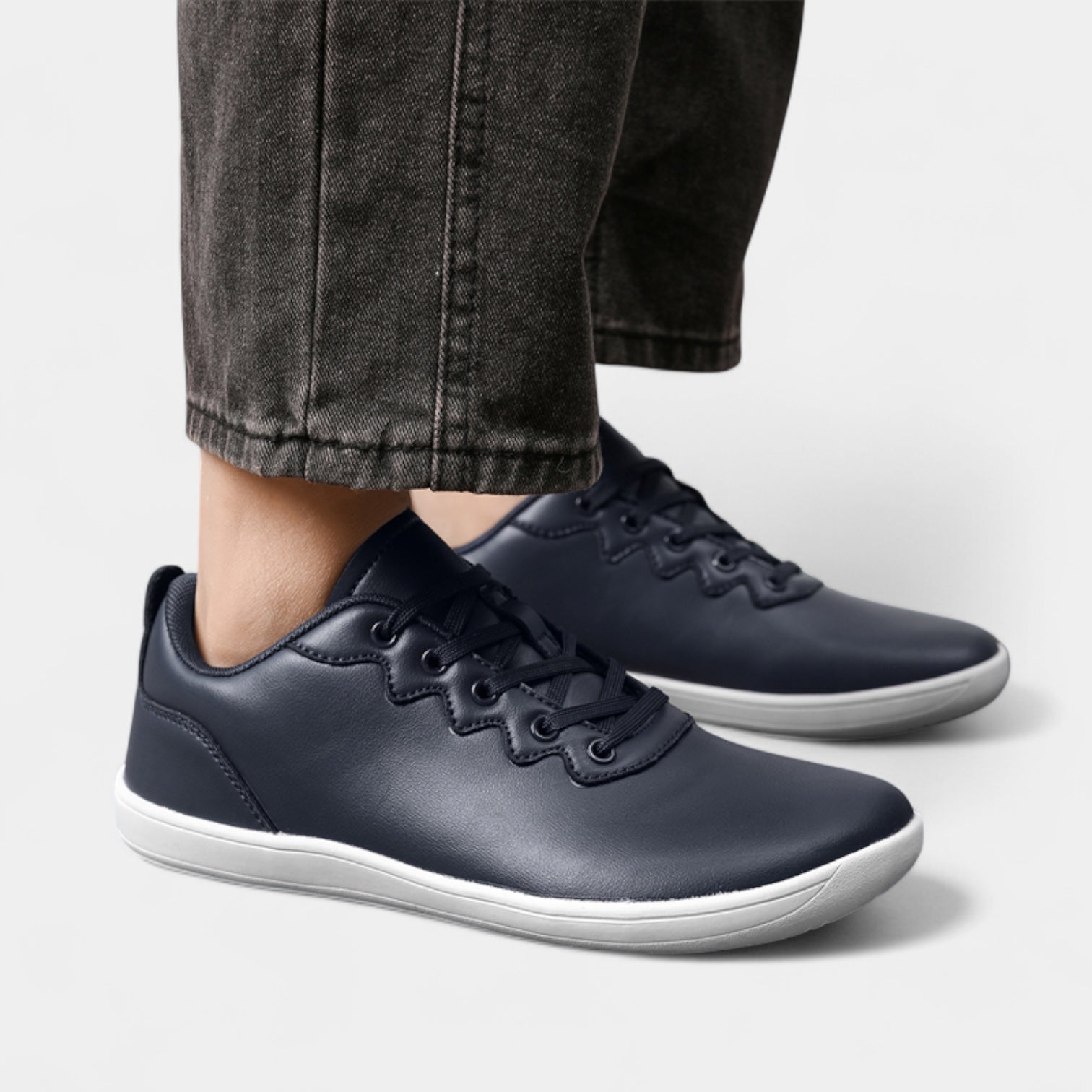 Chaussures basses homme – Design minimaliste à bout large