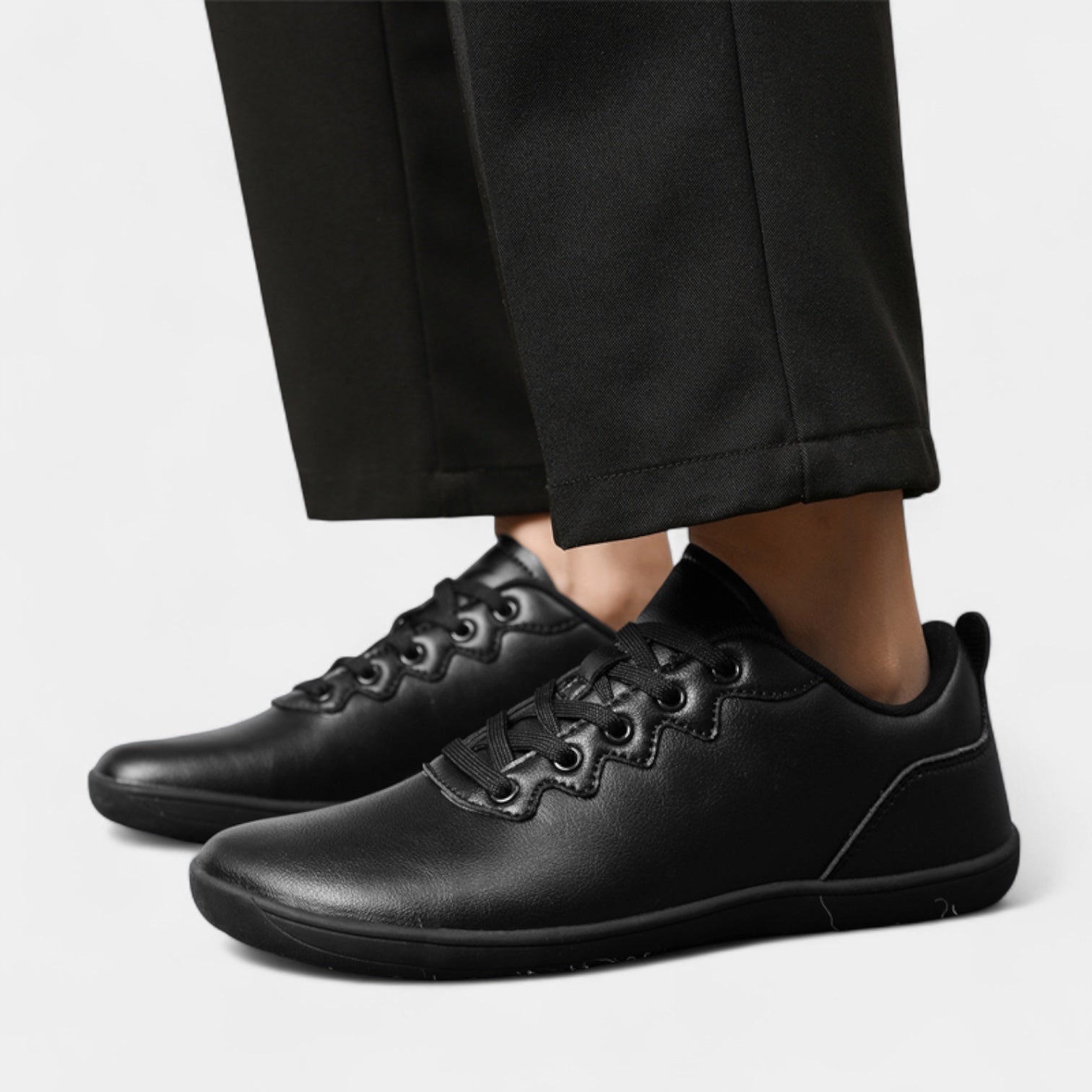 Chaussures basses homme – Design minimaliste à bout large