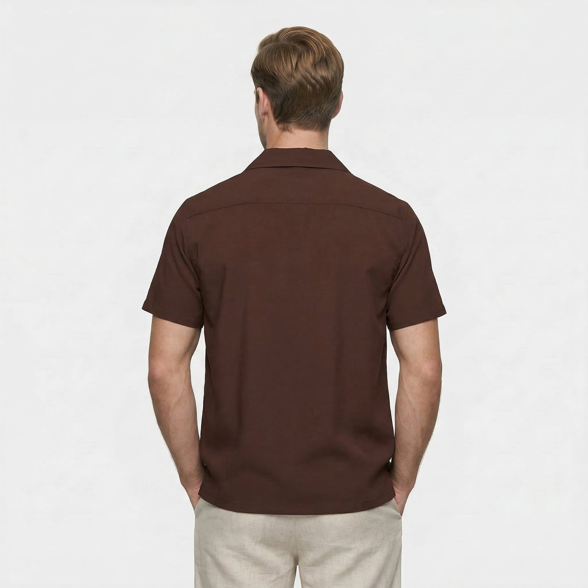 Chemise Homme Manches Courtes Boutonnée à Rayures Verticales Col Camp