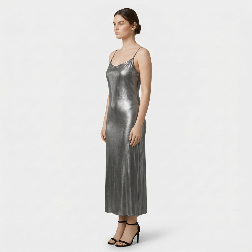Robe Maxi Femme Métallisée Bretelles Fines – Coupe Ajustée