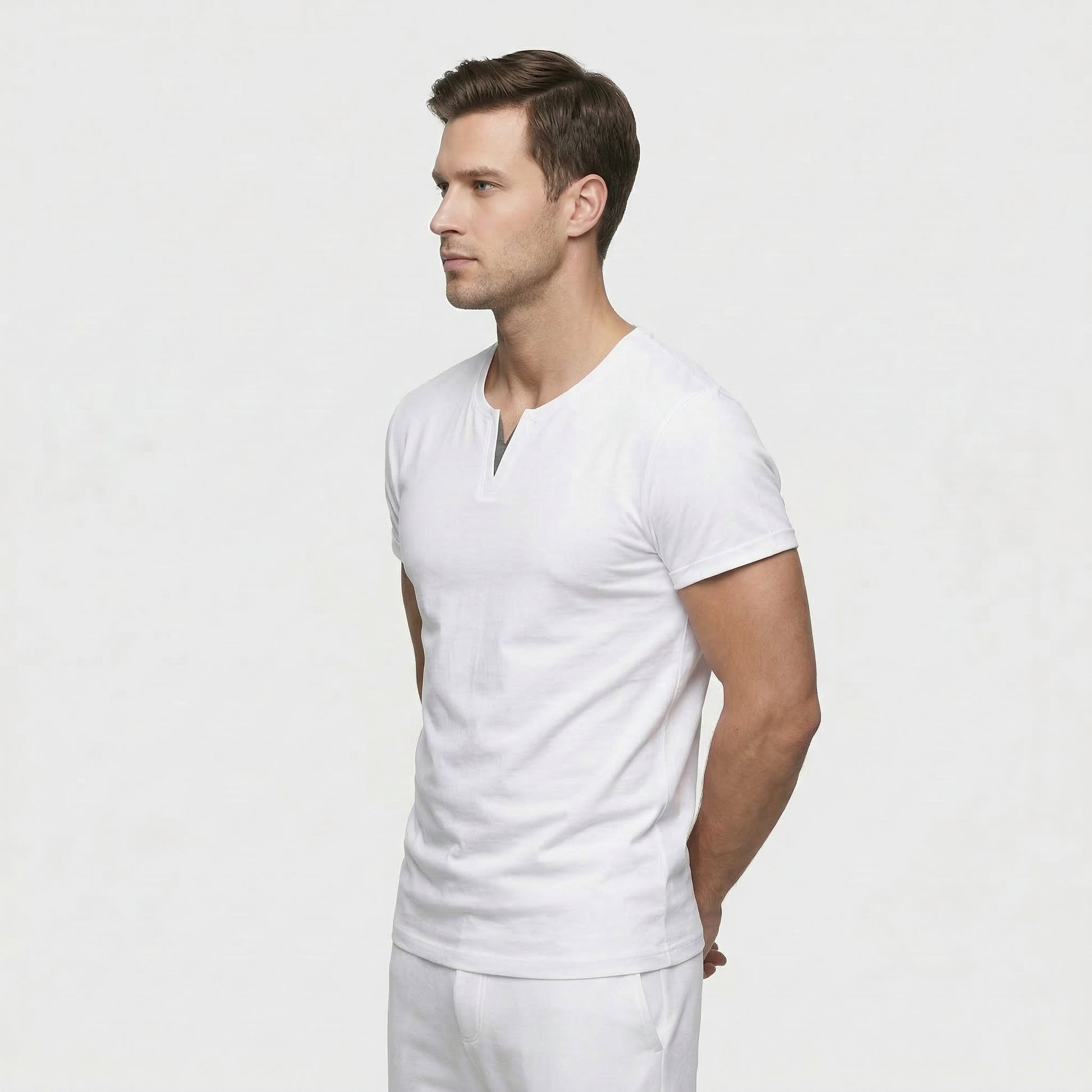 T-Shirt Homme Manches Courtes Col V Encoche Coupe Ajustée