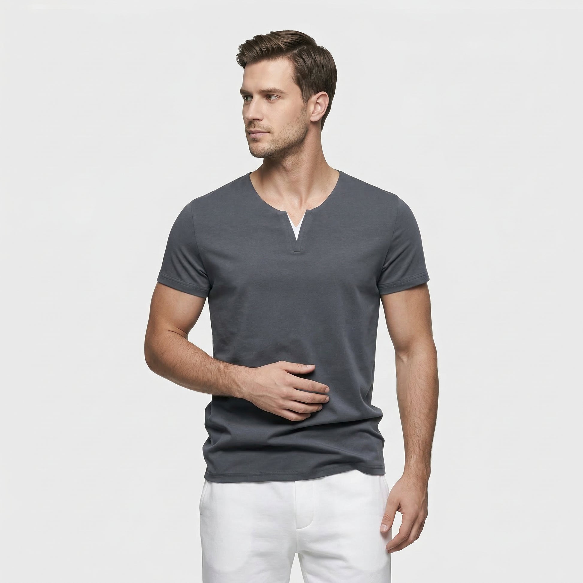 T-Shirt Homme Manches Courtes Col V Encoche Coupe Ajustée