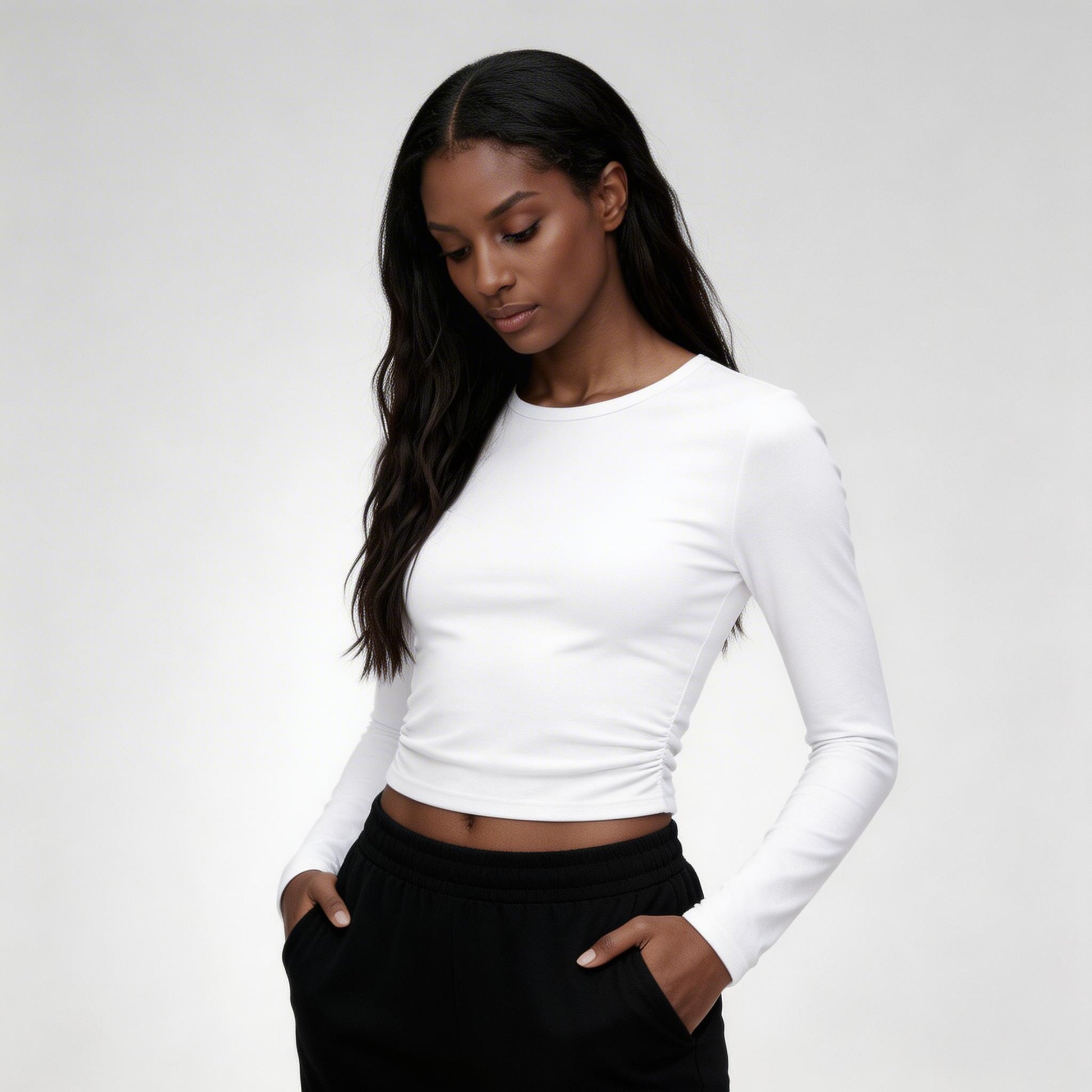 Top Court Femme Manches Longues – Taille Froncée Coupe Ajustée