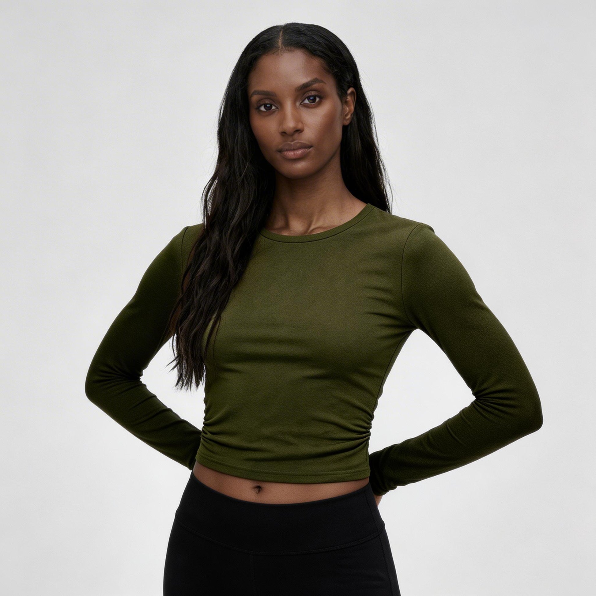 Top Court Femme Manches Longues – Taille Froncée Coupe Ajustée