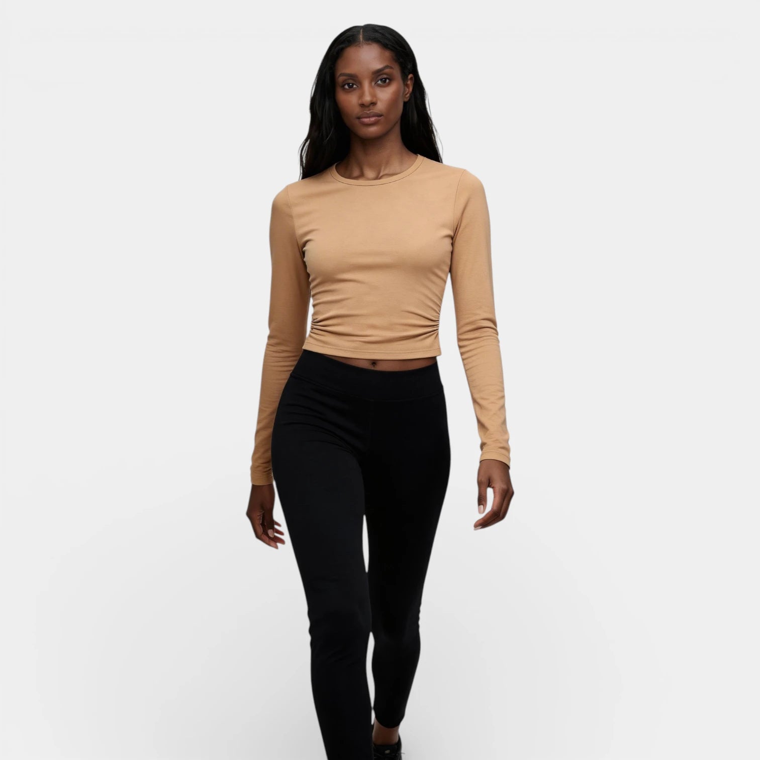 Top Court Femme Manches Longues – Taille Froncée Coupe Ajustée