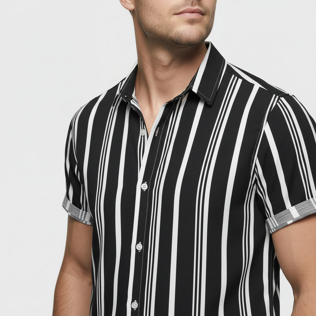 Men's Short Sleeve Striped Button-Down Shirt
