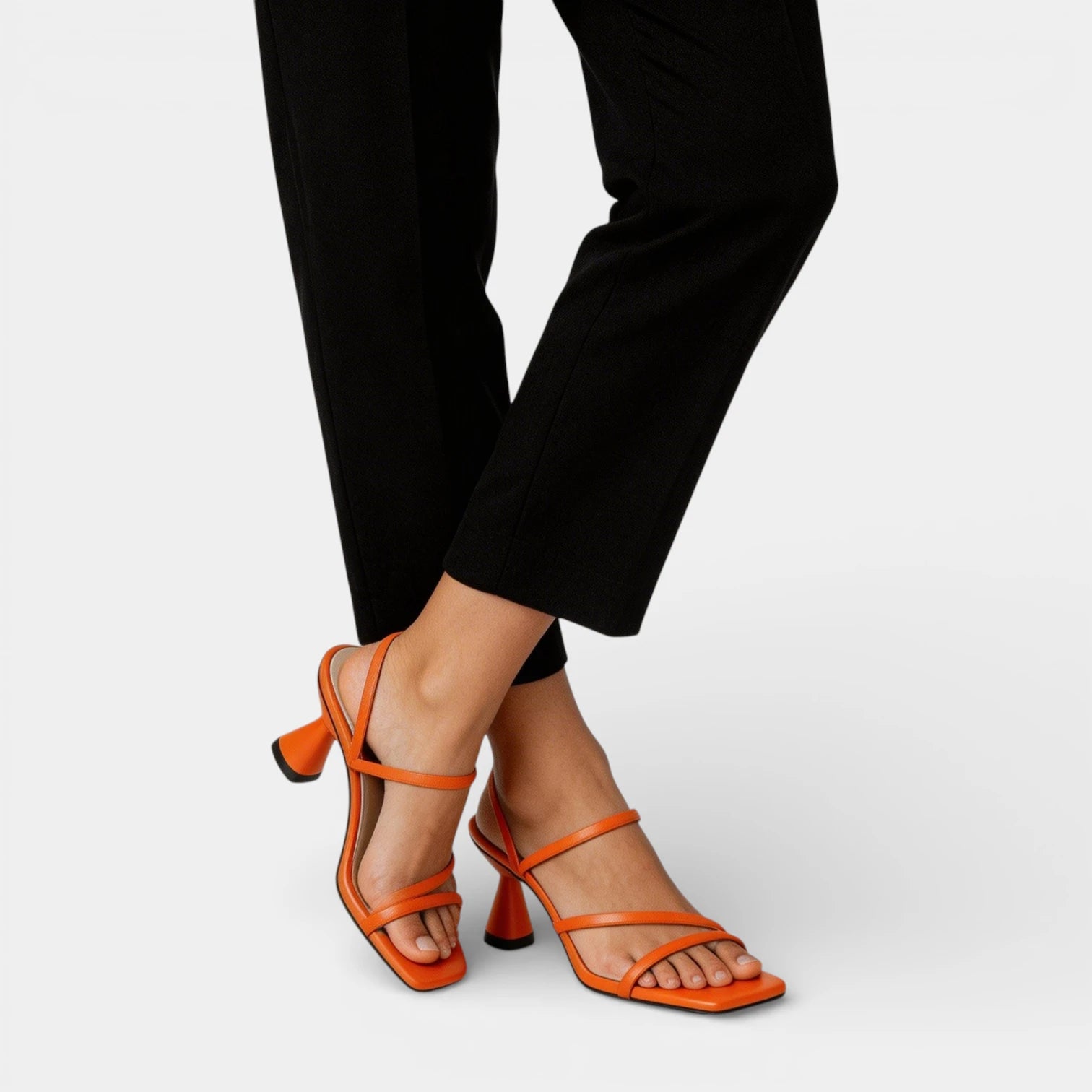 Sandales Femme à Talon Sculpté Bout Carré Brides Multiples