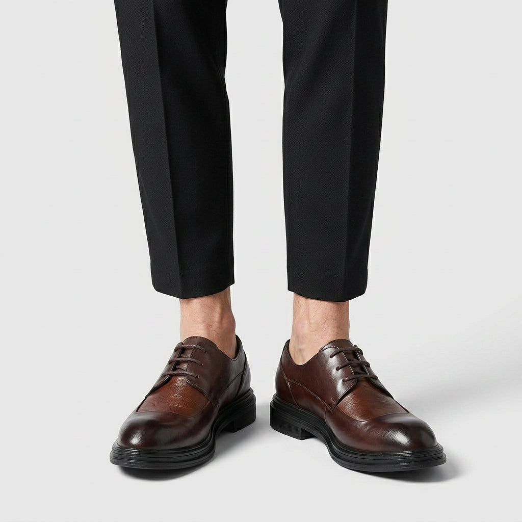 Chaussures Oxford Brogue en Cuir Grainé Coutures Détaillées Semelle Cousue pour Homme