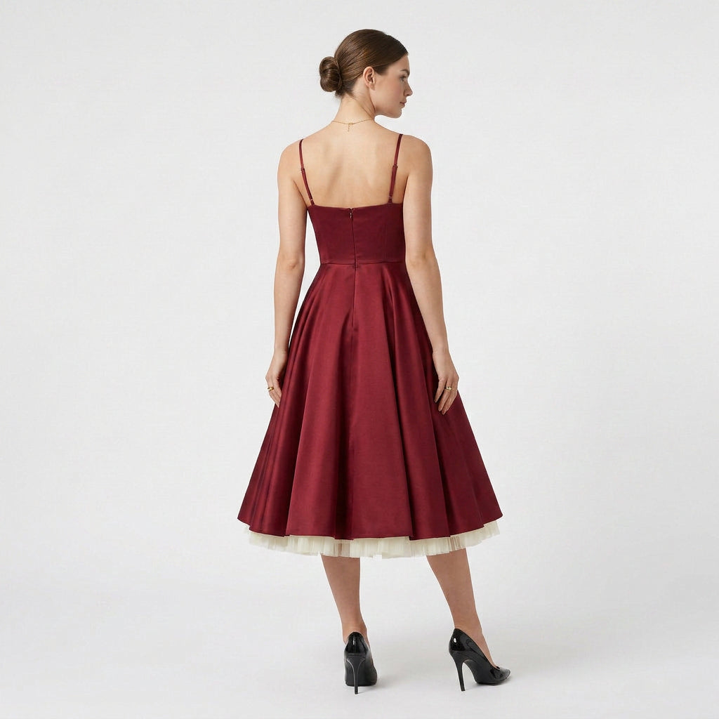 Robe Midi Corset Brodée Col V Coupe Évasée pour Femme