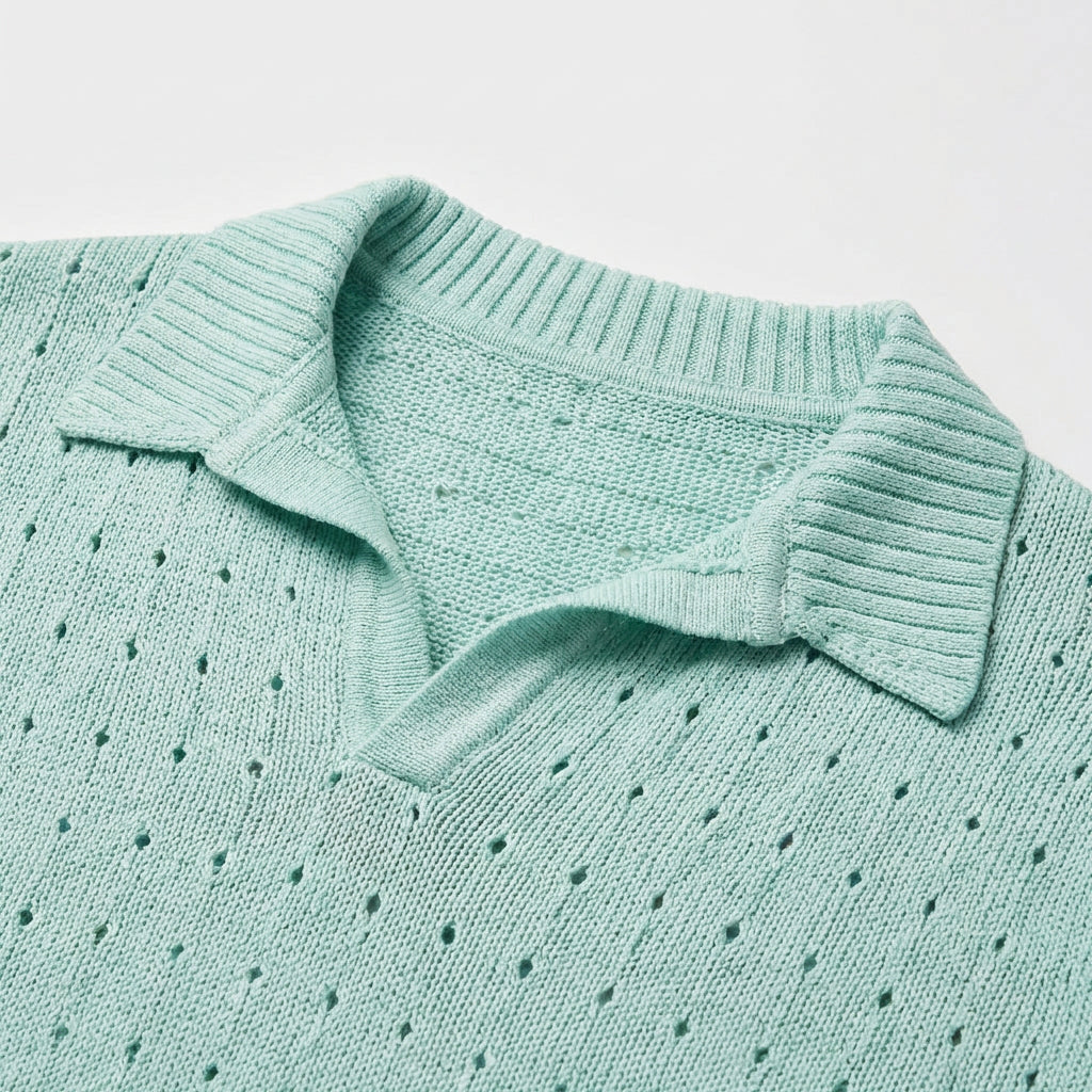 Polo Maille Gaufrée Col V Ouvert Manches Courtes pour Homme