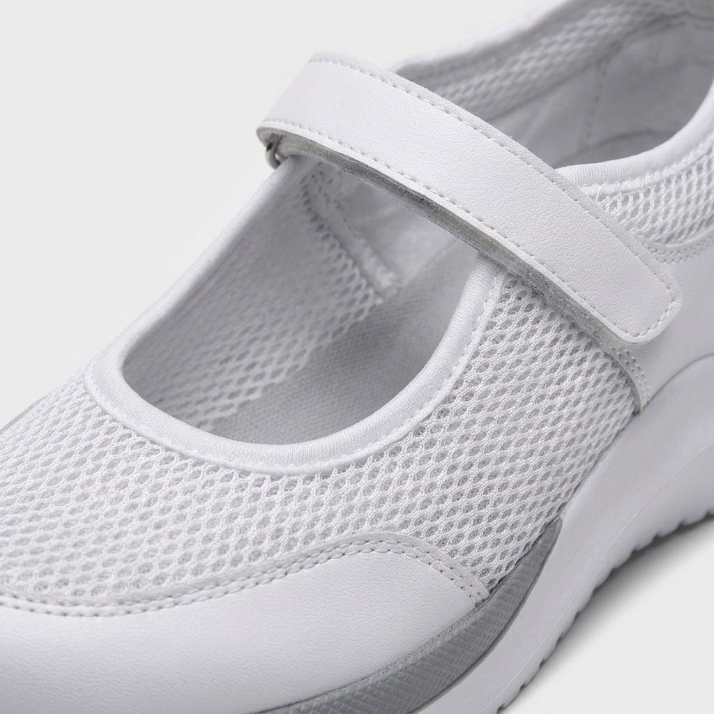 Sneakers Légères Semelle Crantée Coupe Classique pour Femme