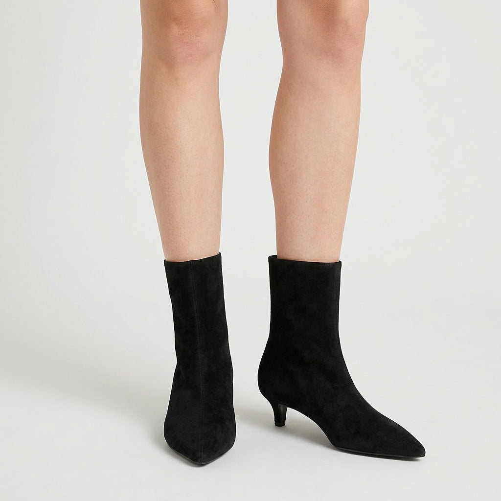Bottines en Daim à Bout Pointu et Talon Kitten pour Femme